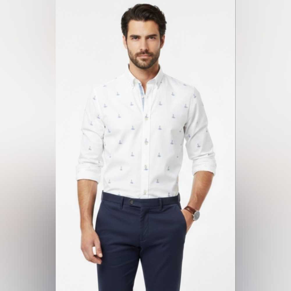 Banana Republic Men's White Shirt with Blue Accents Size M
